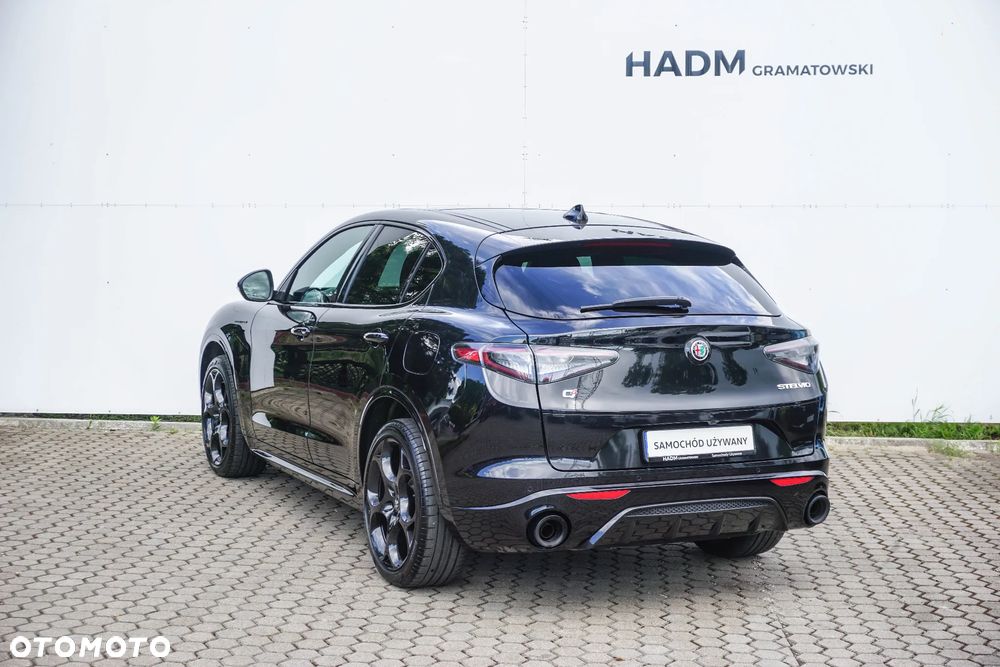 Alfa Romeo Stelvio 2.0 Turbo Competizione Q4 - 6