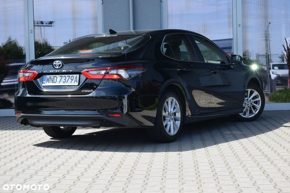 Toyota Camry 2.5 Hybrid Comfort CVT - 4
