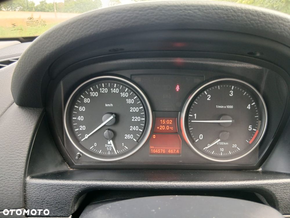 BMW X1 sDrive18d - 13