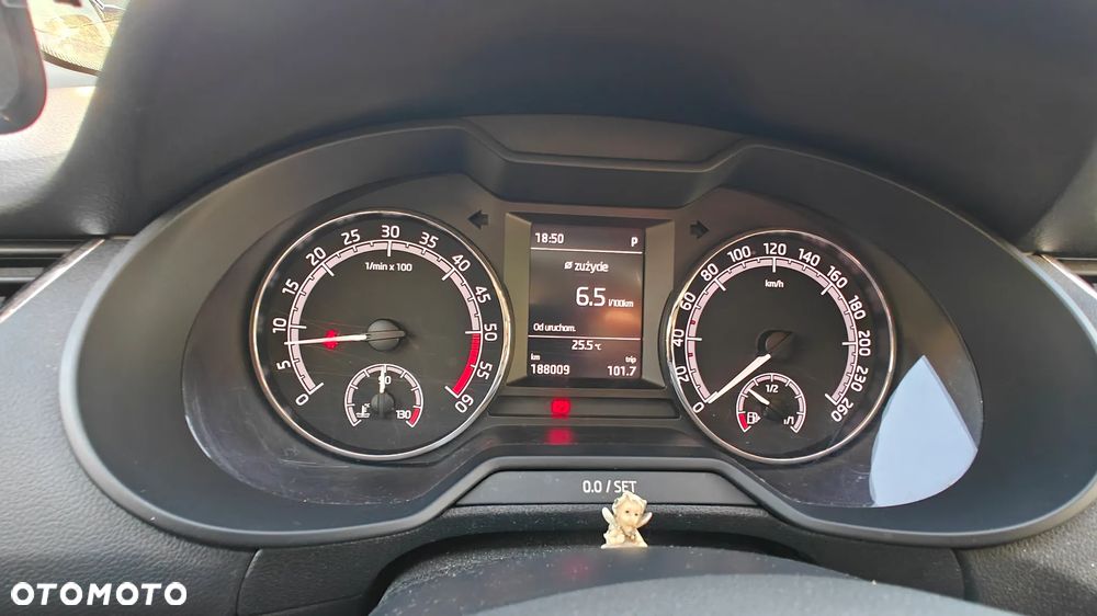 Skoda Octavia 1.6 TDI Ambition DSG - 19