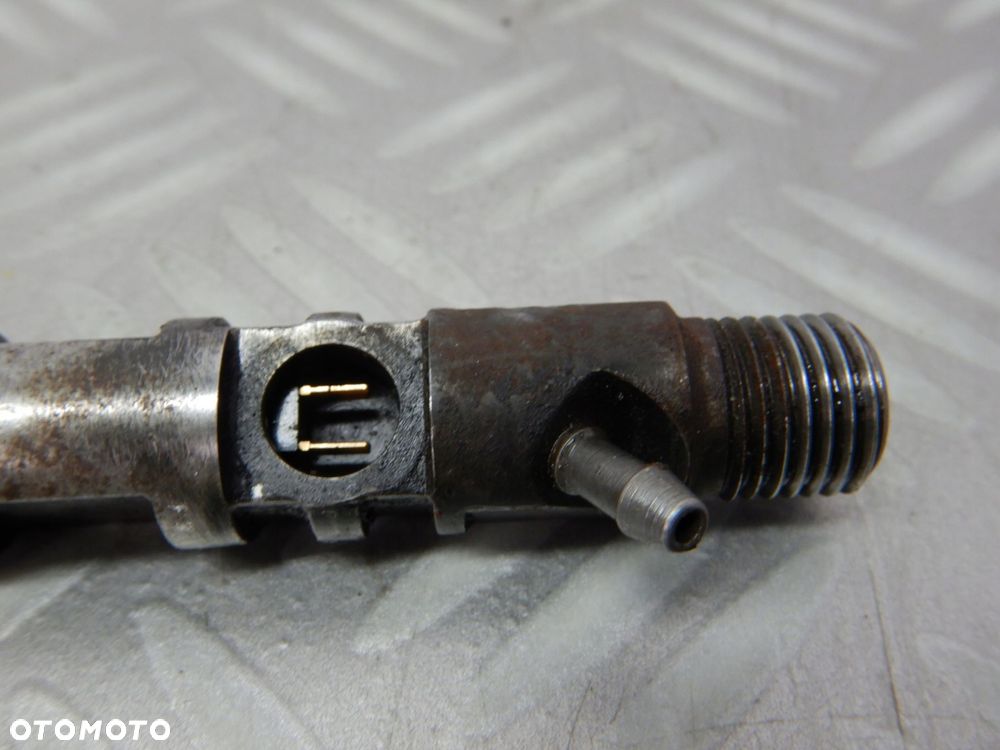 Wtrysk Wtryskiwacz Ssang Yong Rodius I 04-13 2.7 XDI A6650170221 EJBR04401D - 2