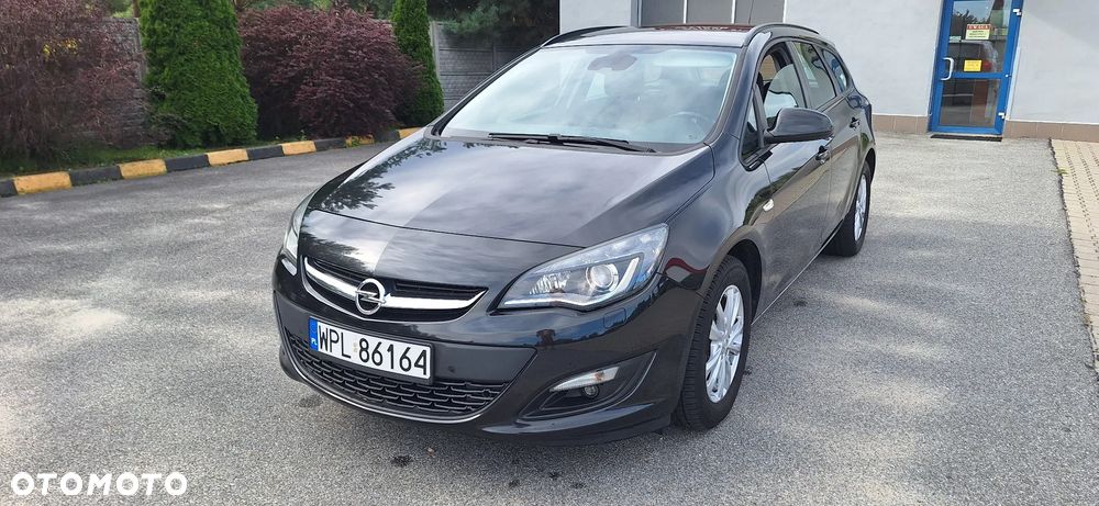 Opel Astra 1.6 D Start/Stop Sports Tourer Dynamic - 2