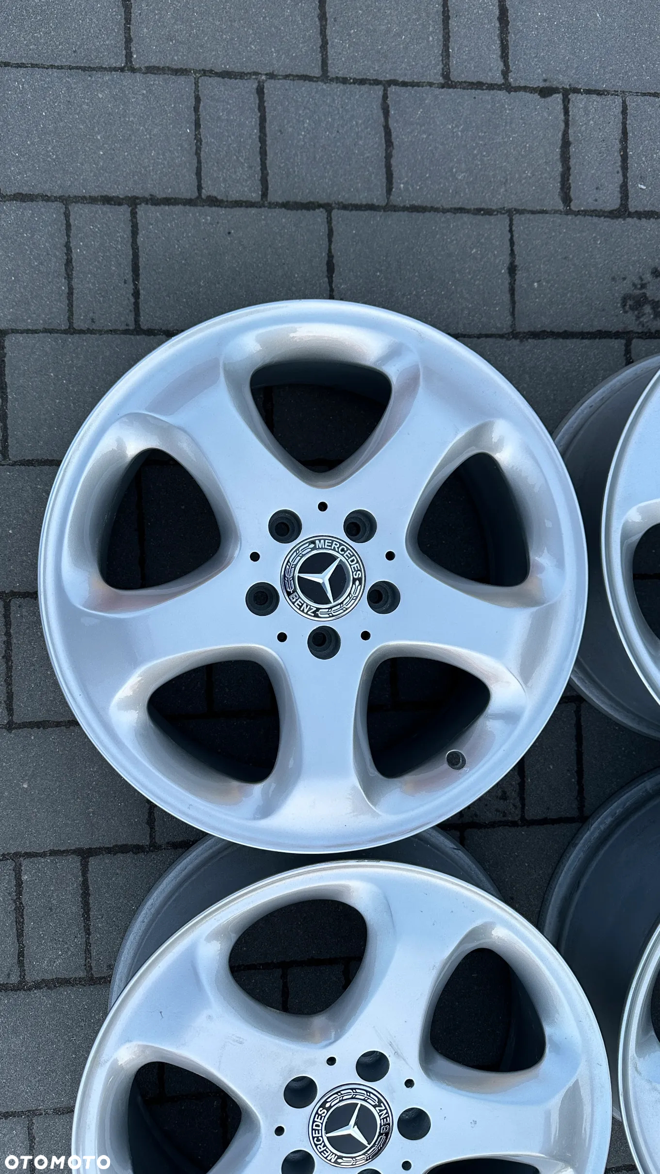 FELGI Aluminiowe R17 5x112 MERCEDES-BENZ a2104012002 Koła ET37 - 5