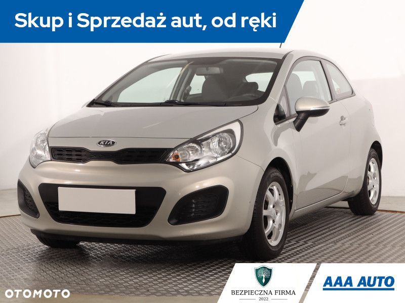 Kia Rio - 3