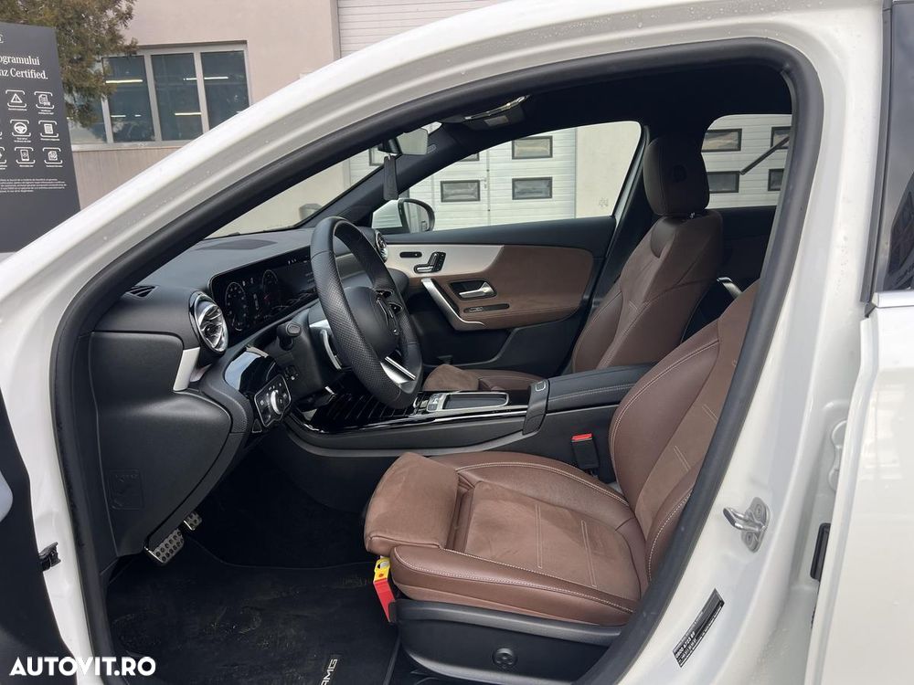 Mercedes-Benz A 200 Sedan MHEV 7G-DCT - 14