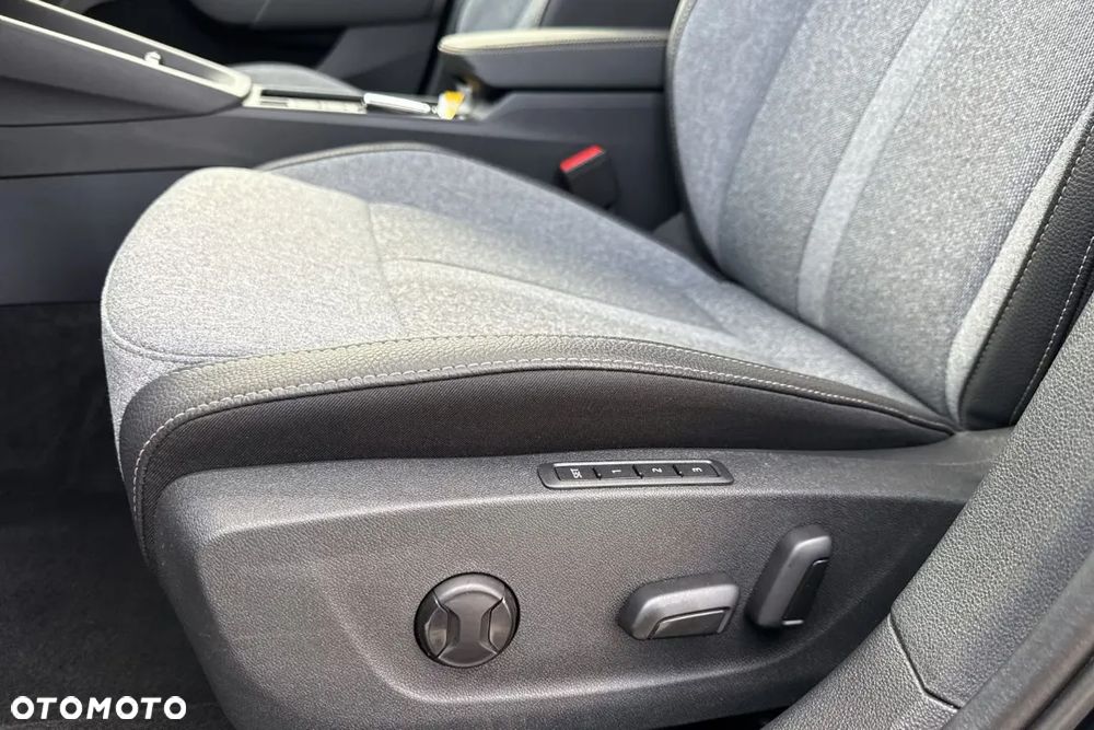 Skoda Octavia 1.5 TSI mHEV Drive Selection DSG - 23