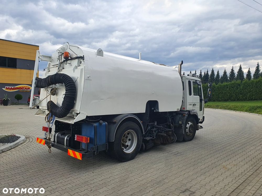Zabudowa Zamiatarka Shorling 6m3 - 1