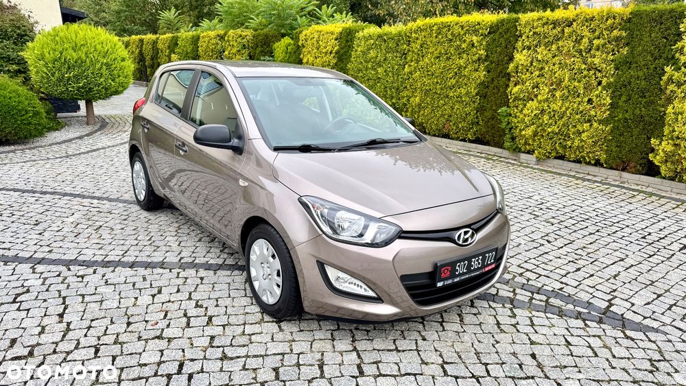 Hyundai i20 - 12
