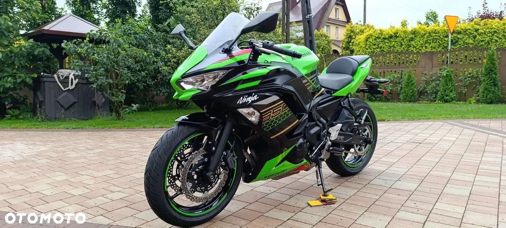 Kawasaki Versys 1000 - 5