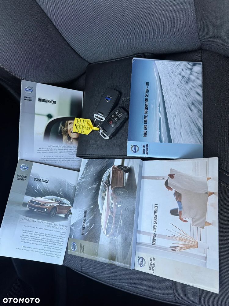 Volvo V40 D3 Drive-E Momentum - 35