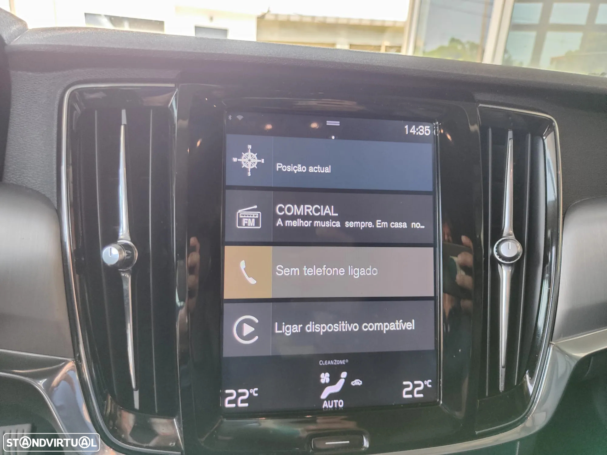 Volvo V90 2.0 D4 Momentum Geartronic - 29
