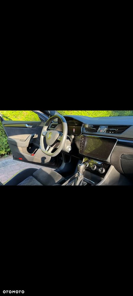 Skoda Superb 2.0 TDI SCR Sportline DSG - 11