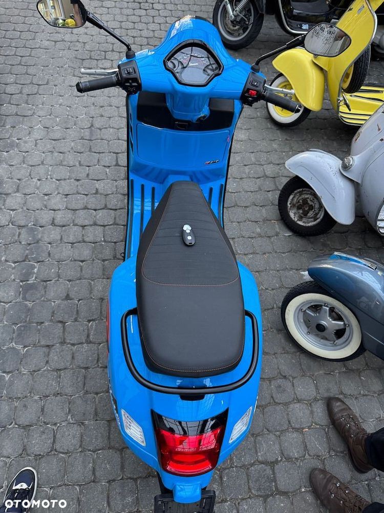 Piaggio Vespa - 7