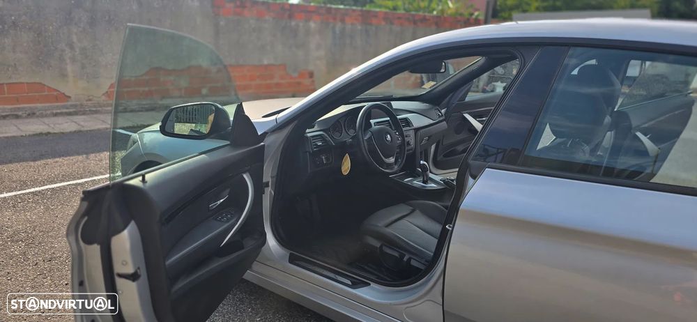 BMW 320 Gran Turismo d Auto Line Sport - 52
