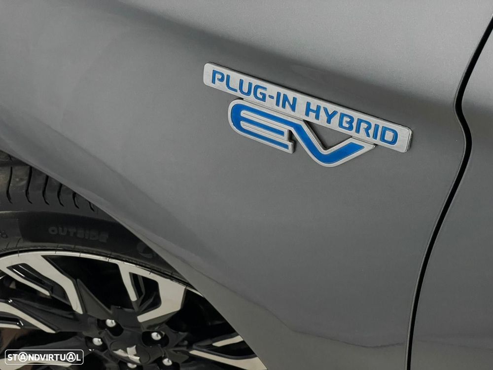 Mitsubishi Outlander 2.0 Intense Navi - 9