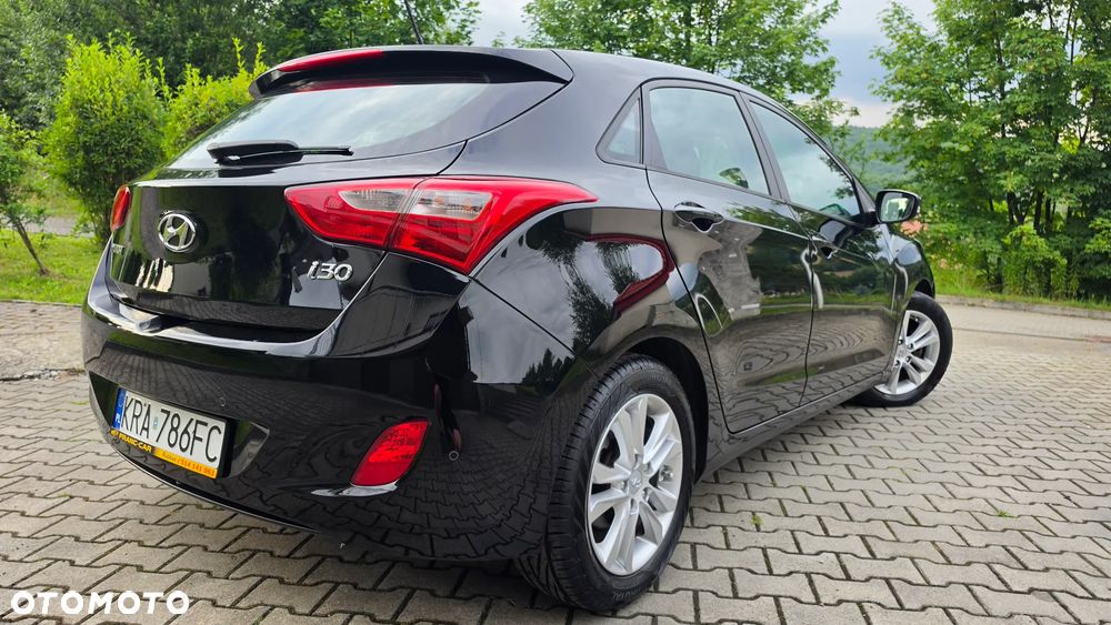 Hyundai i30 1.4 Fifa World Cup Edition - 37