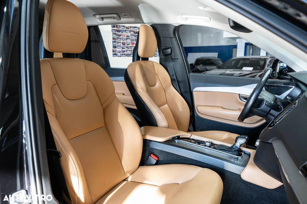 Volvo XC 90 D5 AWD Geartronic Inscription - 29
