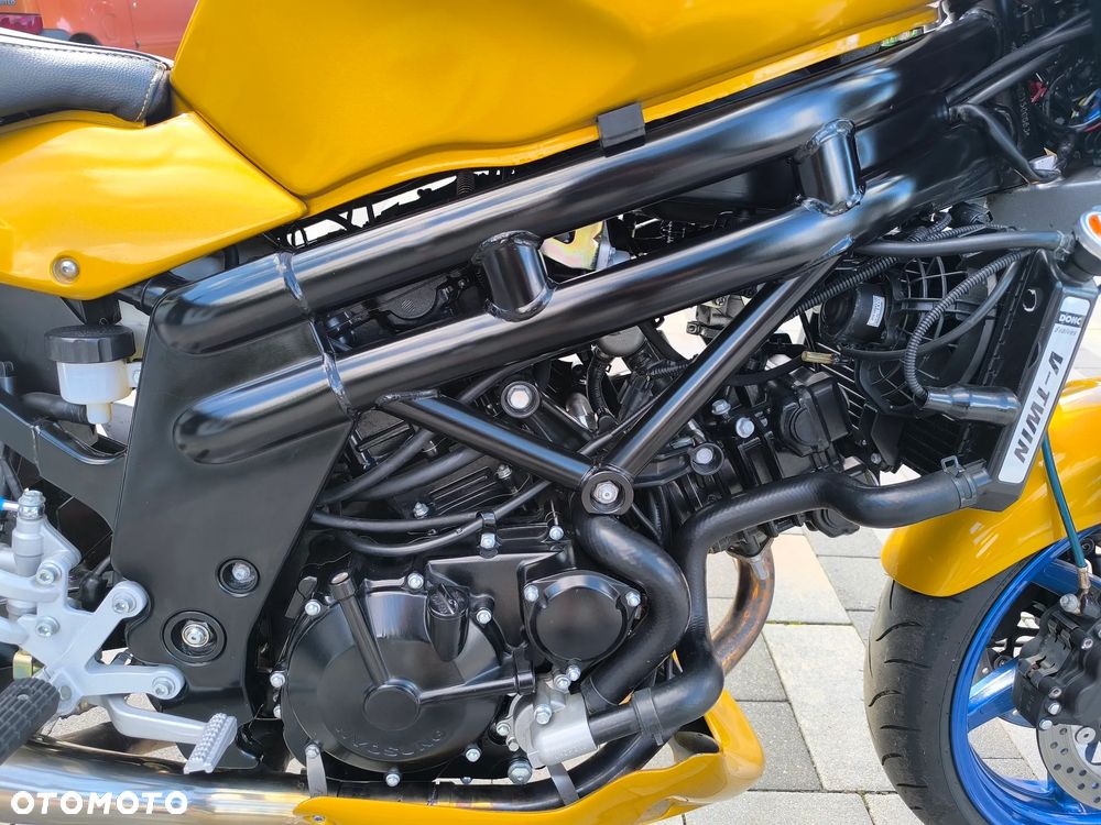 Hyosung GT Comet - 12
