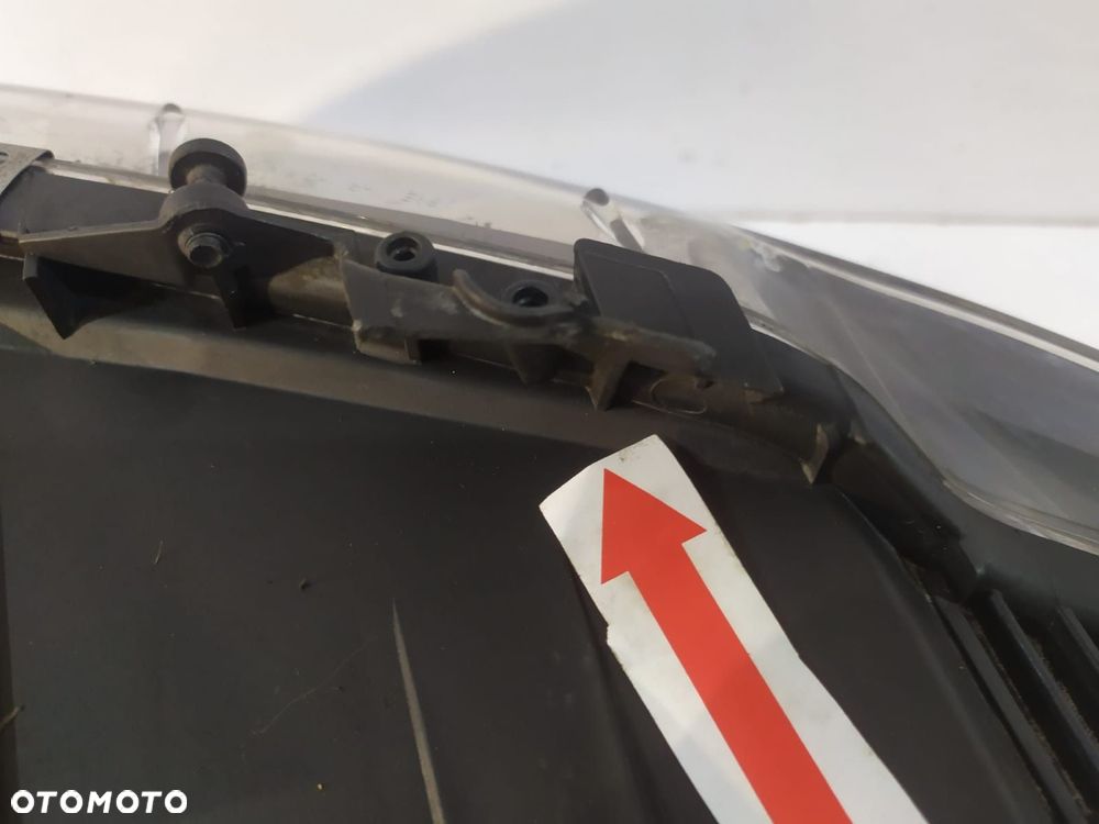 AUDI A4 B6 Cabrio Lampa przednia Prawa - 15162 - 7