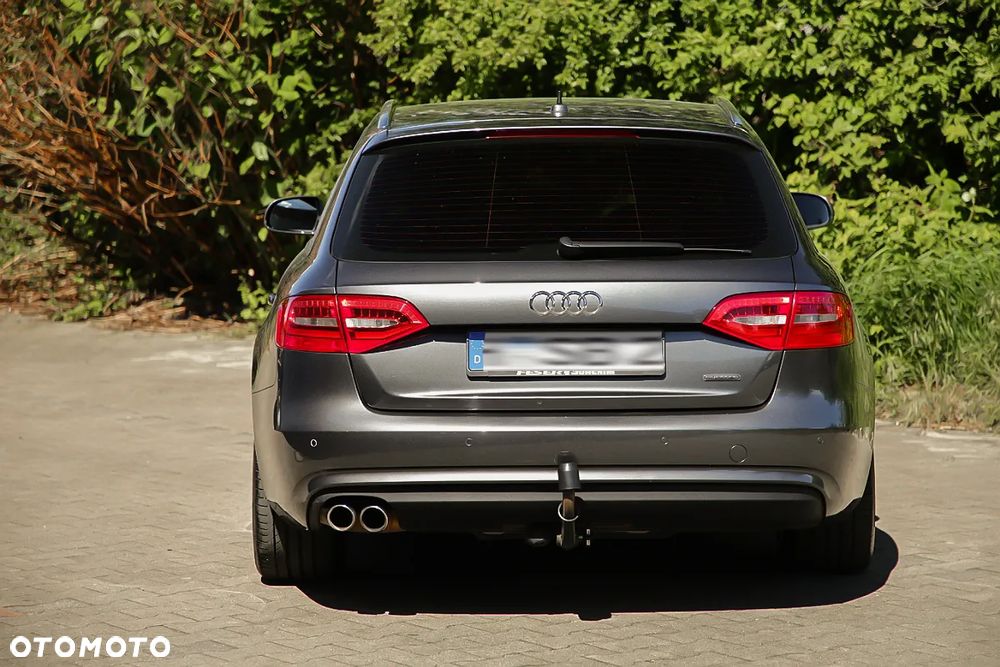 Audi A4 Avant 2.0 TDI DPF quattro S tronic S line Sportpaket - 7