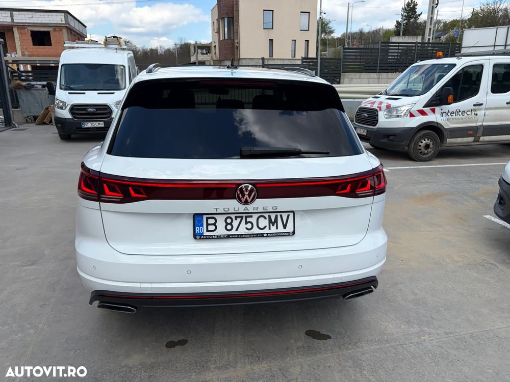 Volkswagen Touareg V6 TDI 4MOTION Elegance - 6