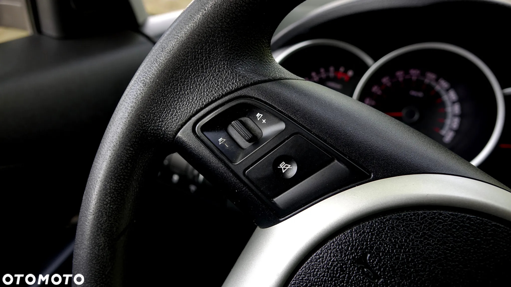 Kia Venga 1.6 L - 13