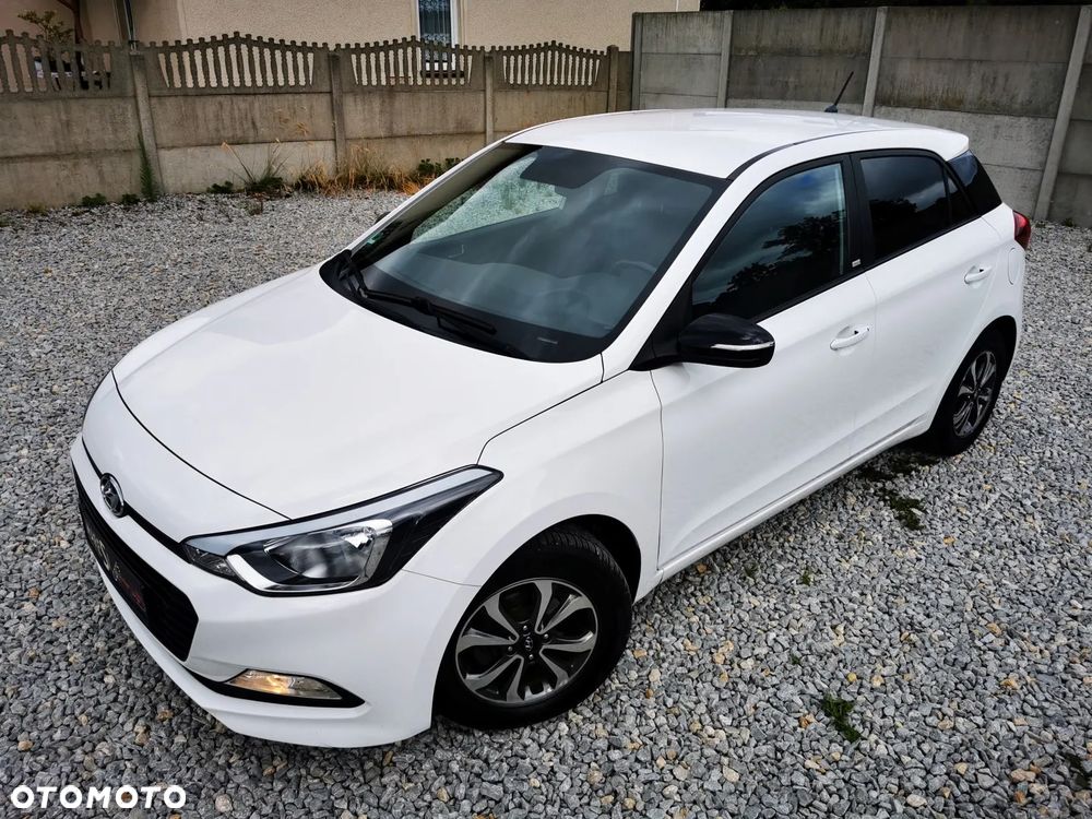 Hyundai i20 1.2 Passion - 20