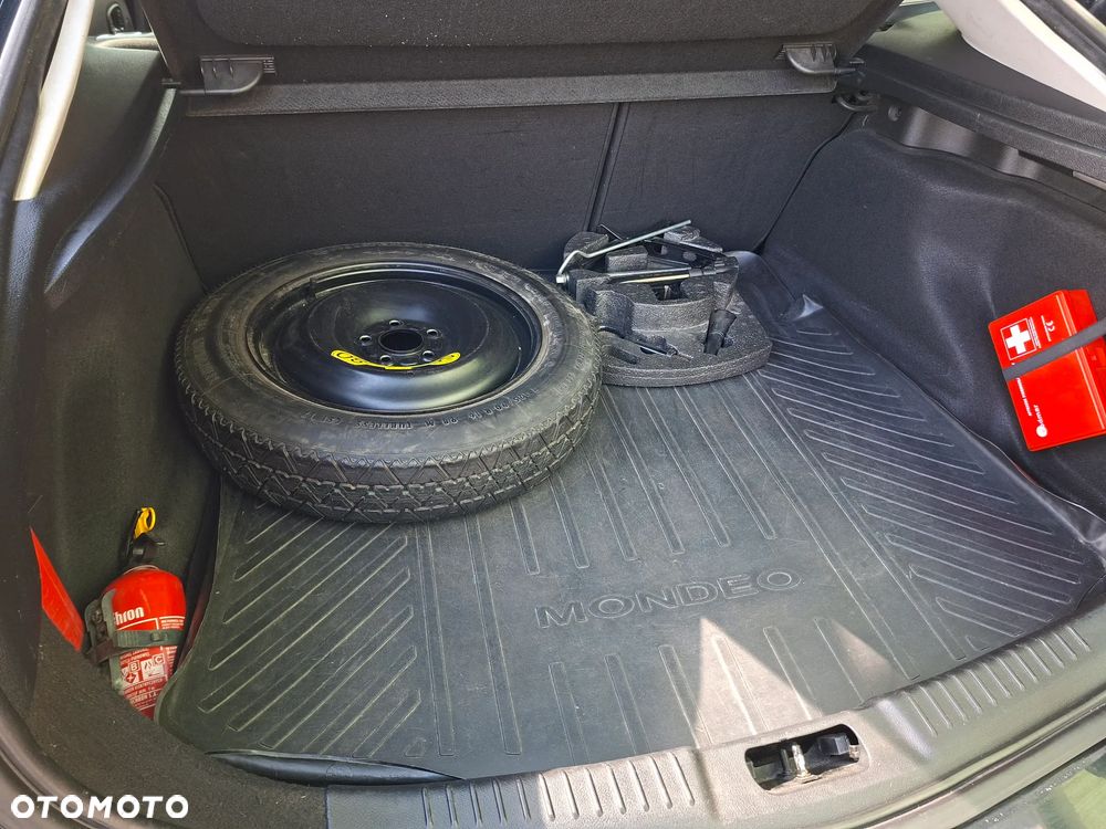 Ford Mondeo 1.6 Trend - 2