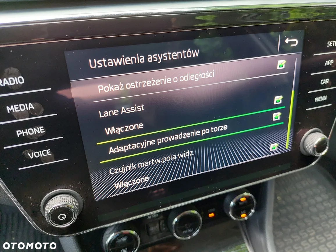 Skoda Superb 1.5 TSI Ambition - 24
