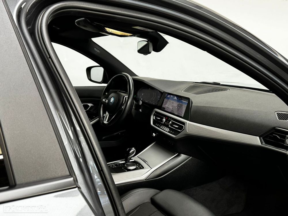 BMW 320 - 22