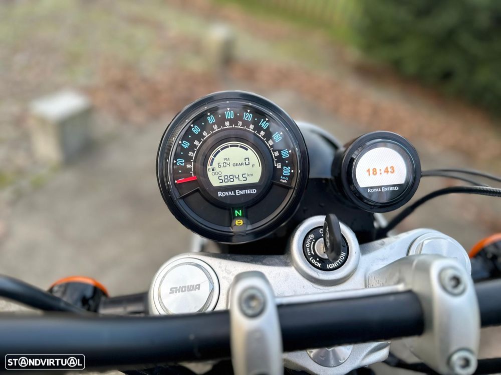 Royal Enfield Super Meteor 650 - 5