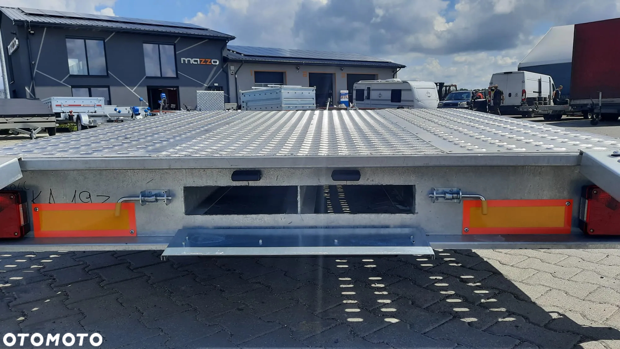 Niewiadów DOSTAWA! Laweta Jupiter wym. 500x210cm Przyczepa do przewozu aut, 3 OSIE, AMORTYZATORY, NAJAZDY, koło zapasowe, podłoga aluminiowa DMC 3500 kg - 14