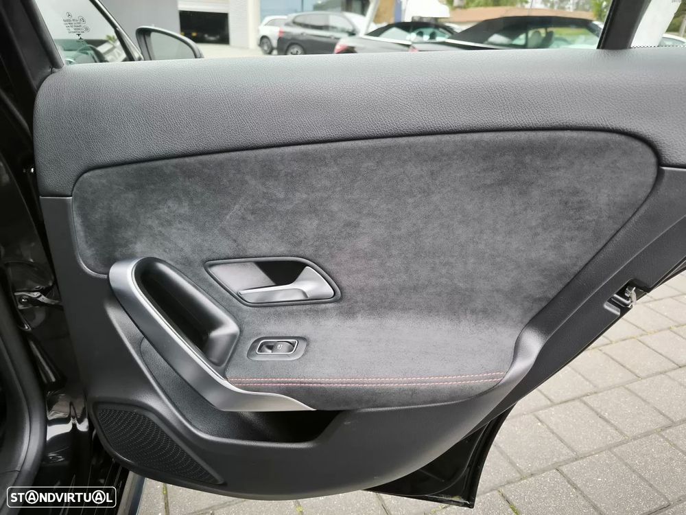 Mercedes-Benz A 180 d AMG Line - 49