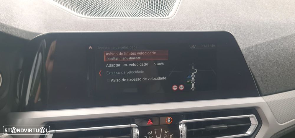 BMW 318 d Line Sport Auto - 42