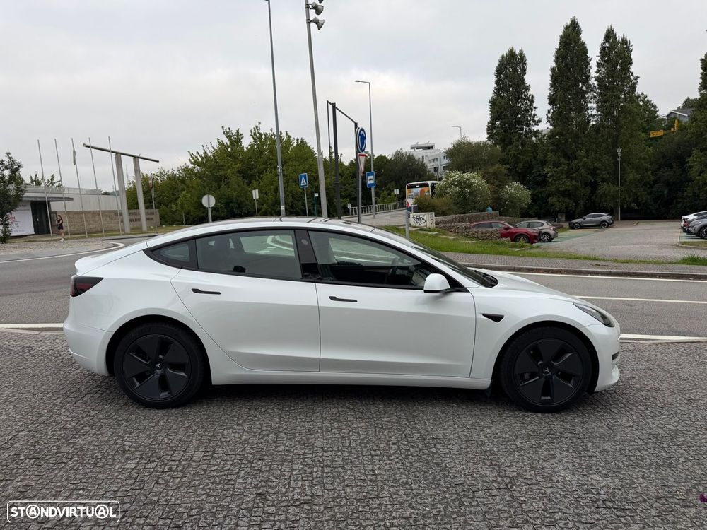 Tesla Model 3 Standard Range Plus RWD - 11