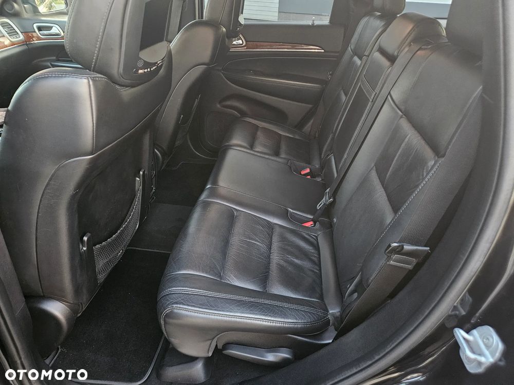 Jeep Grand Cherokee - 16