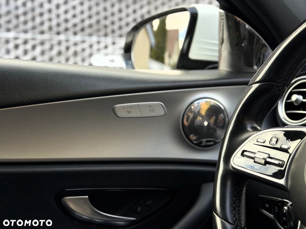 Mercedes-Benz Klasa E 200 d 9G-TRONIC - 18