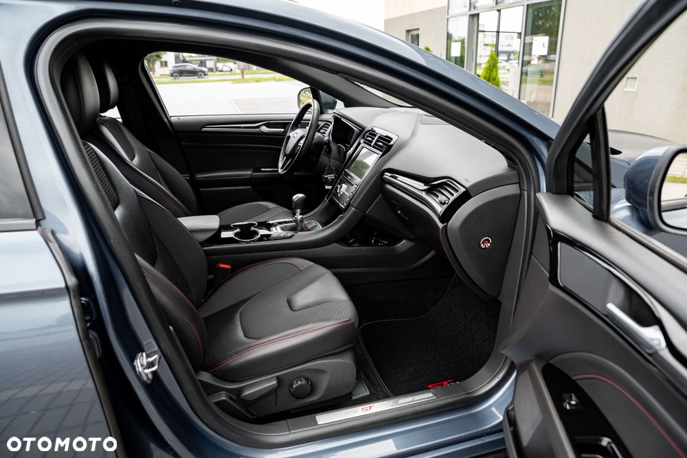 Ford Mondeo 2.0 EcoBlue ST-Line - 27