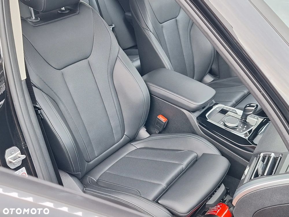 BMW X3 - 12