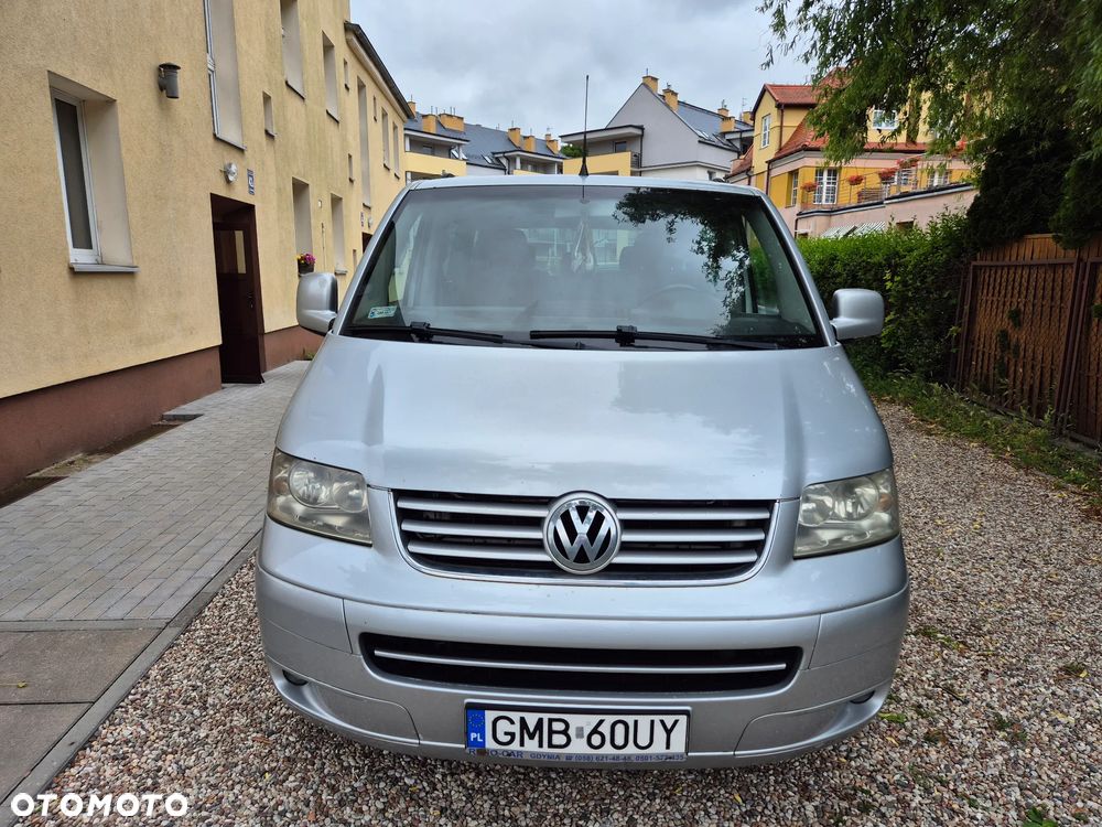 Volkswagen Multivan - 8