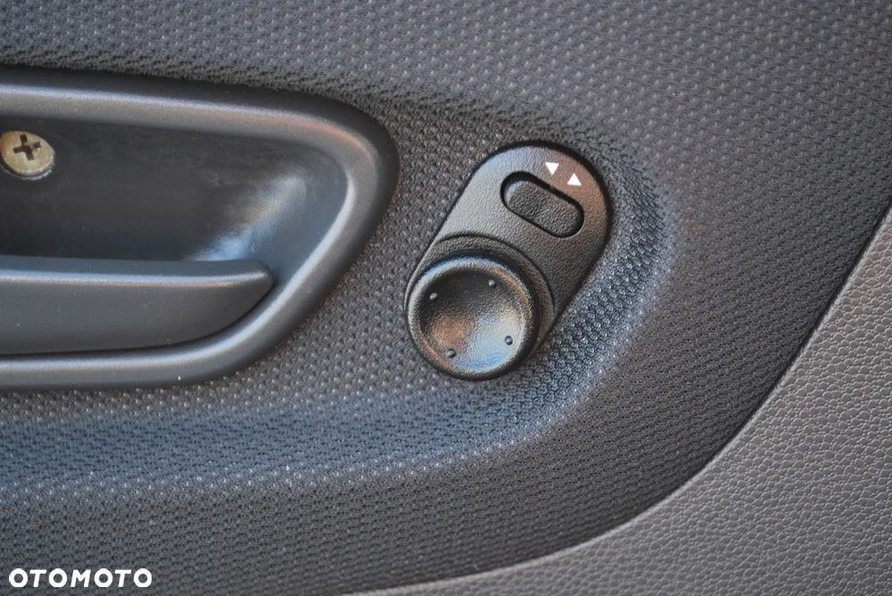 Suzuki Ignis - 12