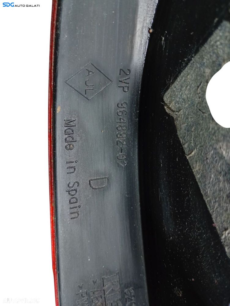Stop Lampa Tripla Dreapta Renault Megane 2 Break Combi 2002 - 2008 (Fara Soclu) Cod 8200142683 [LR0768] - 6