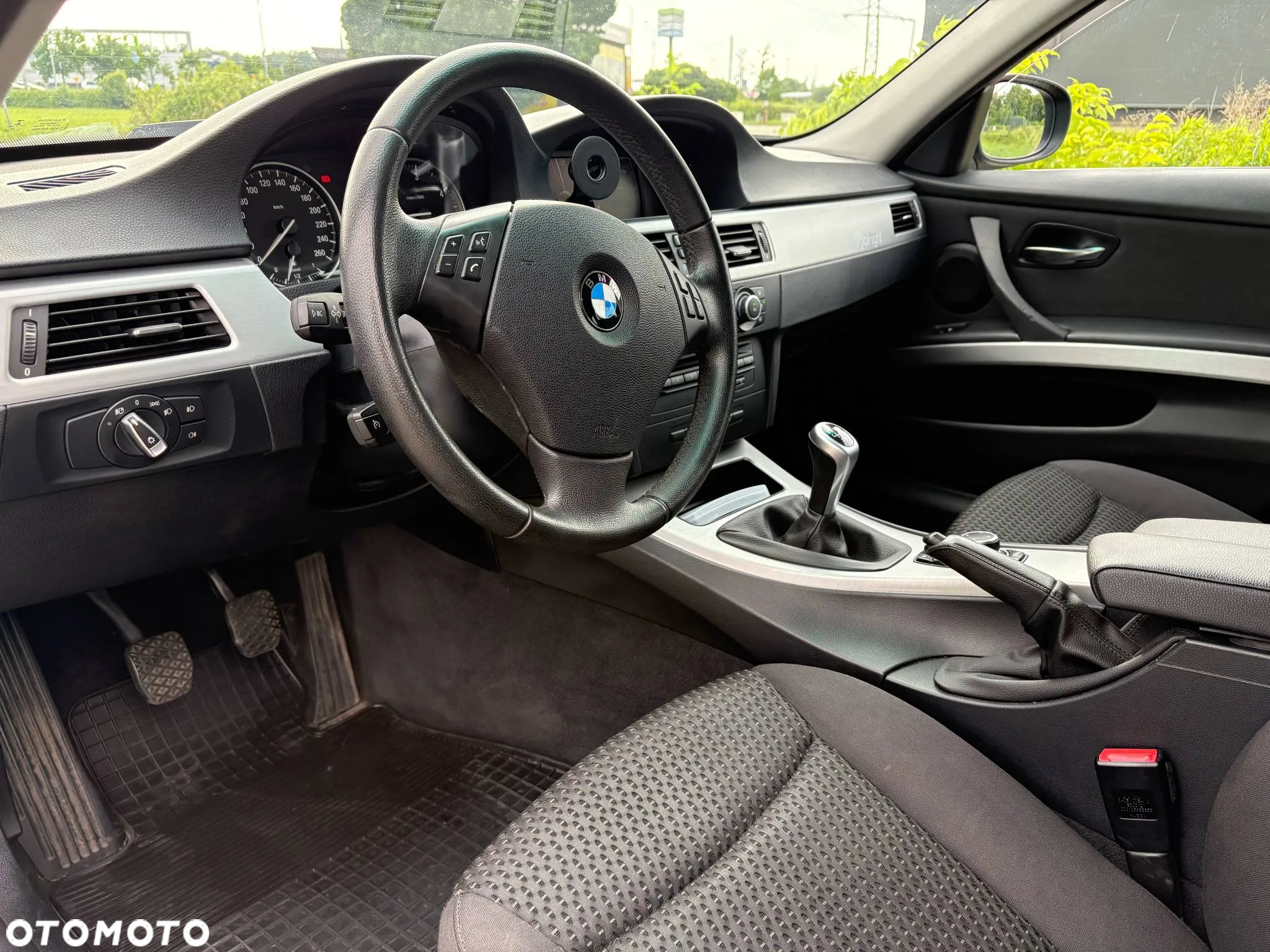 BMW Seria 3 320d - 5