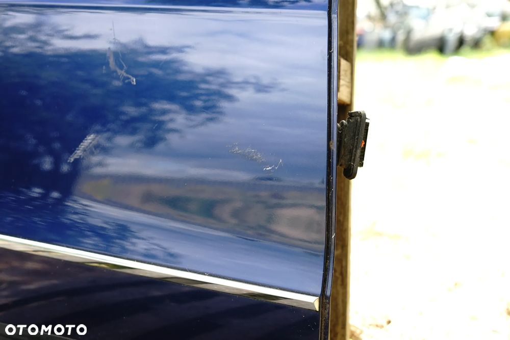Drzwi tył tylne prawe VW Passat B6 Kombi LD5Q - 7