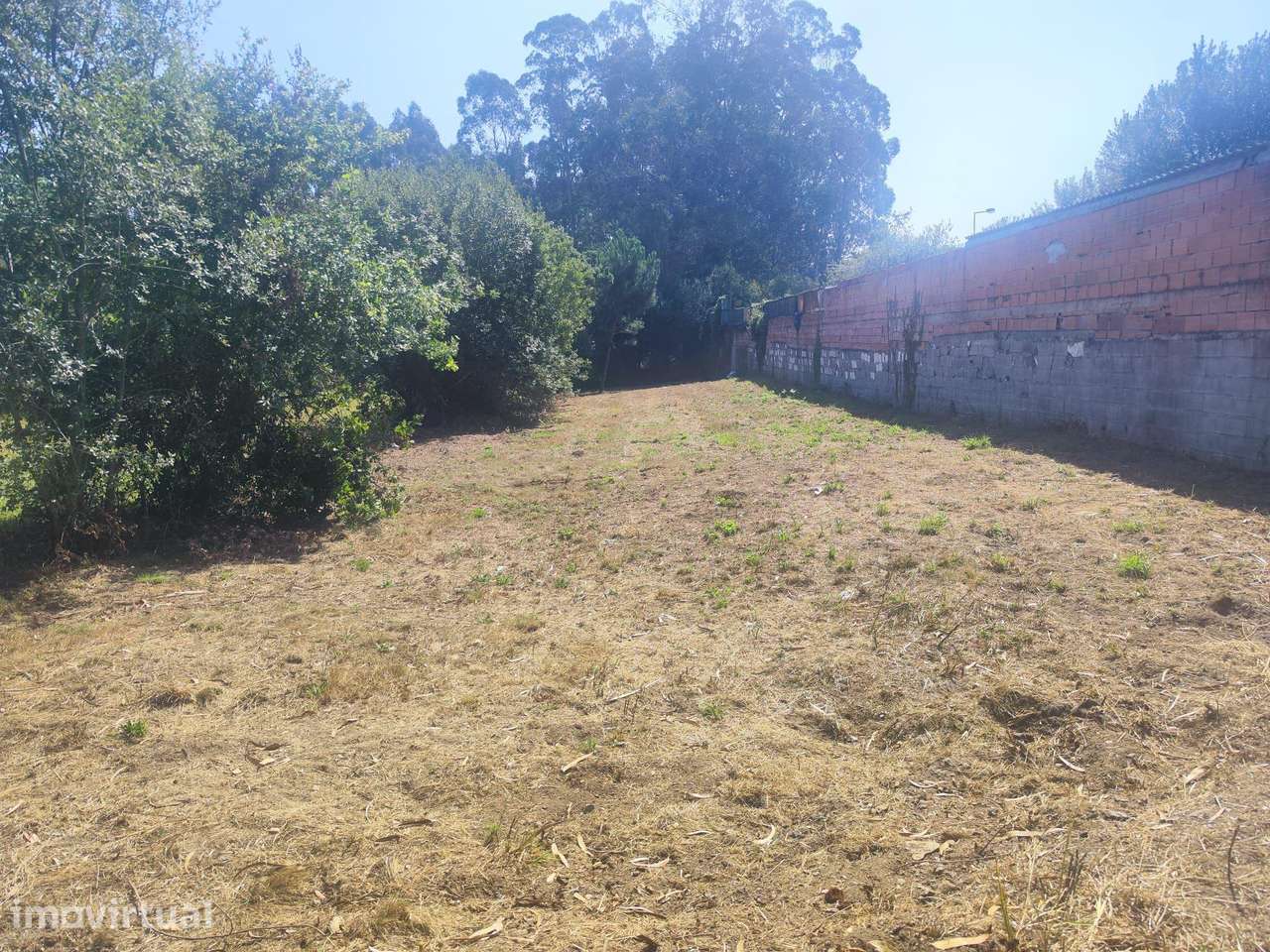 Terreno Rústico de 660 m² em Barqueiros, Barcelos - Grande imagem: 2/9