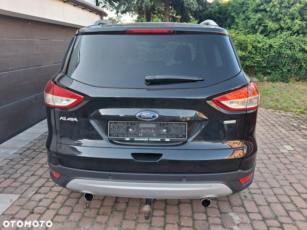 Ford Kuga 1.5 EcoBoost 2x4 Titanium - 4