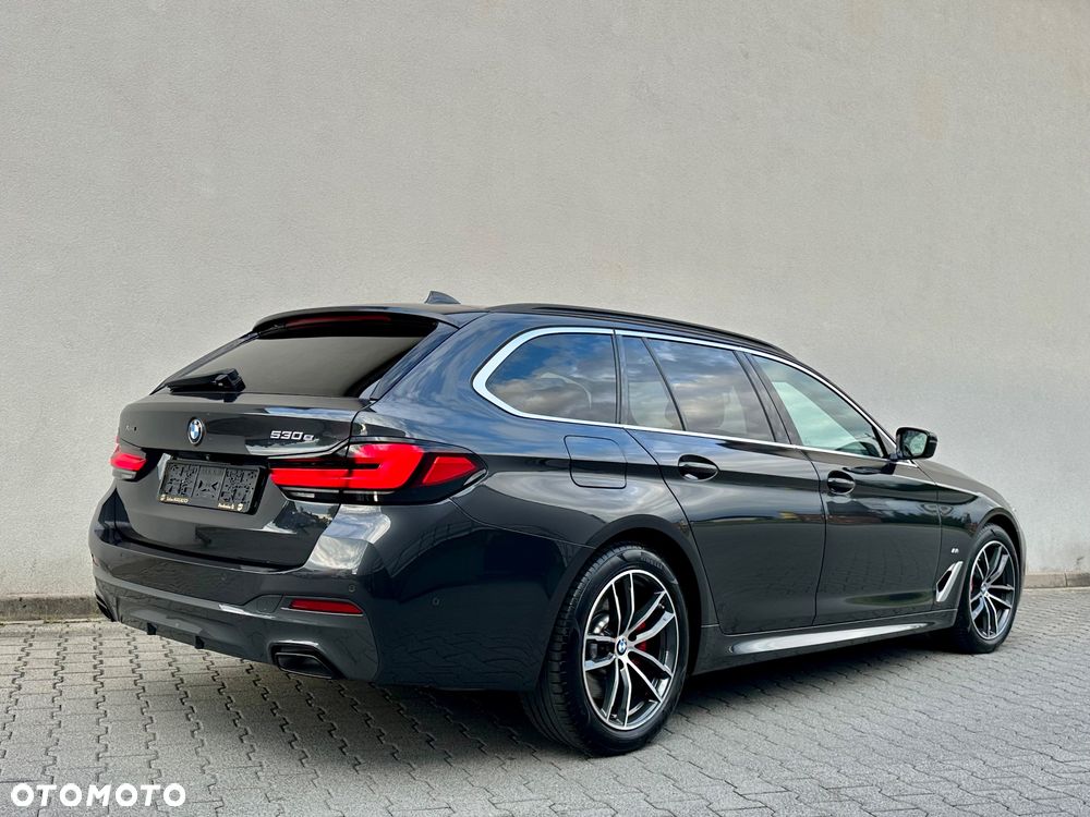 BMW Seria 5 530e xDrive M Sport sport - 14