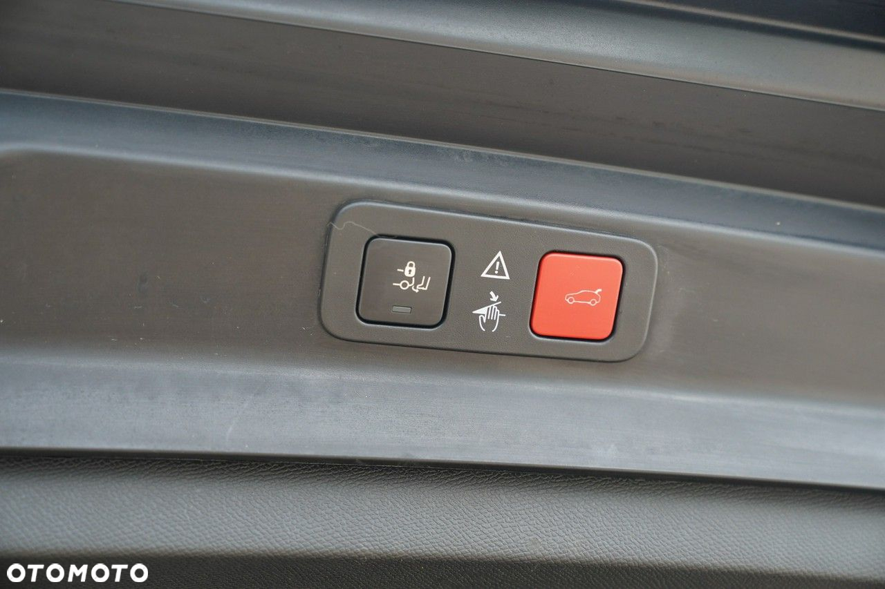 Peugeot 5008 BlueHDI 180 EAT8 GT - 14