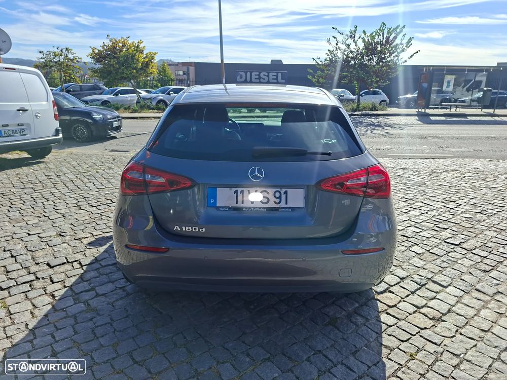 Mercedes-Benz A 180 d Style Plus Aut. - 11