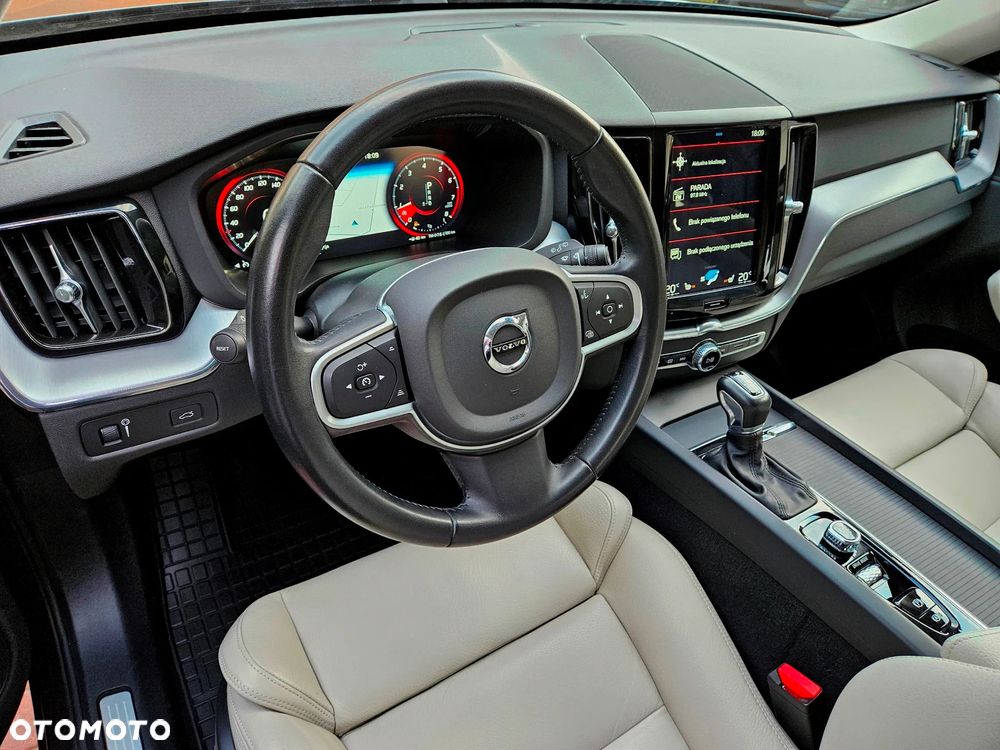 Volvo XC 60 T5 Geartronic Momentum Pro - 13